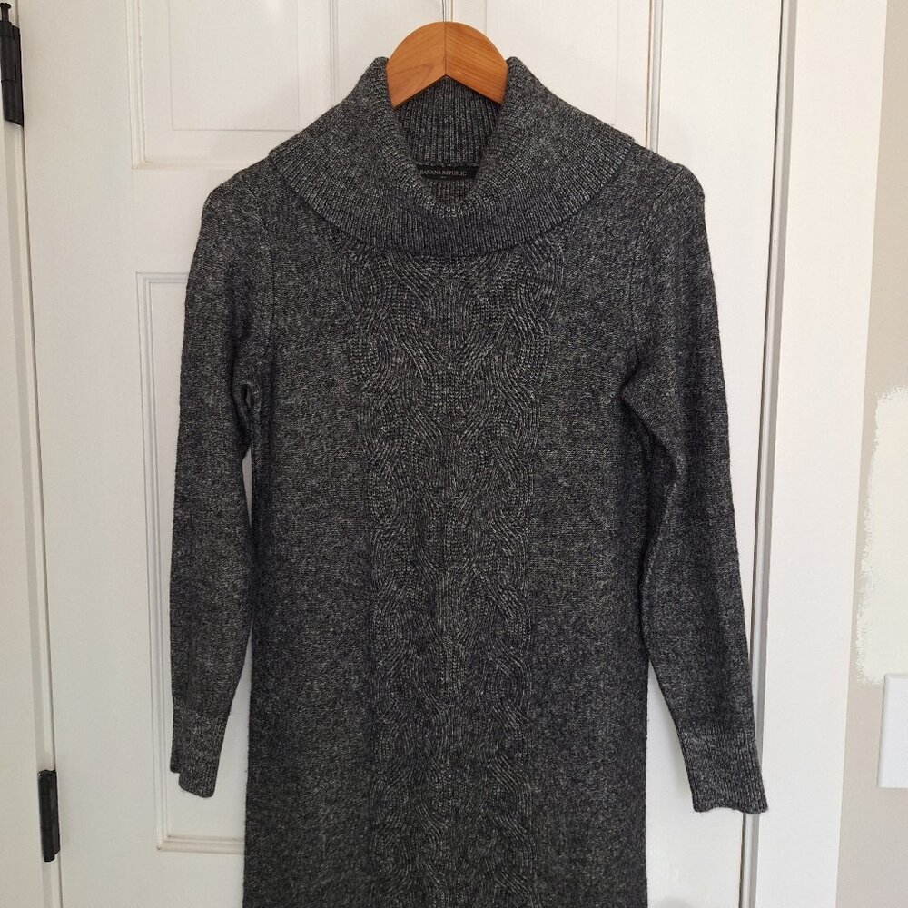 Banana Republic salt & pepper dress
